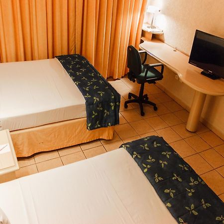 Plaza Inn Express Тапачула Экстерьер фото