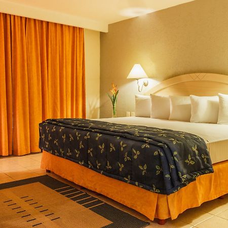 Plaza Inn Express Тапачула Экстерьер фото